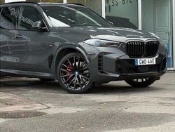 Grå Begagnad 2024 BMW X5 M Sport SUV | 1 029 000 kr (Marknadspris)