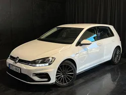 Vit Begagnad 2018 VW Golf VII R-line Halvkombi | 169 400 kr (Lite dyr)