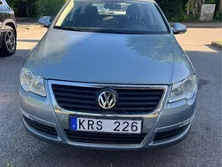 Grå Begagnad 2010 VW Passat Kombi | 28 999 kr (Bra pris)