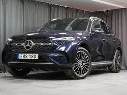 Mörkblå Begagnad 2023 Mercedes GLC400d AMG line SUV | 729 000 kr