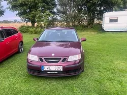 Röd Begagnad 2004 Saab 9-3 Linear Sedan | 17 500 kr (Dyr)