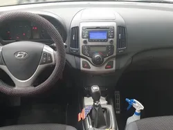 Grå Begagnad 2012 Hyundai i30 Kombi | 35 000 kr (Marknadspris)