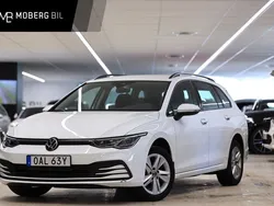 Vit Begagnad 2022 VW Golf VIII Kombi | 269 900 kr (Marknadspris)