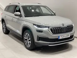 Grå (steel grey) Begagnad 2022 Skoda Kodiaq Style SUV | 379 900 kr (Bra pris)