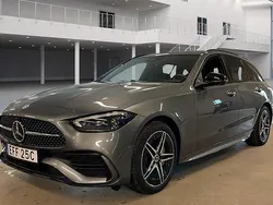 Grå Begagnad 2024 Mercedes C300e AMG line Kombi | 489 000 kr (Superpris)