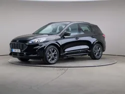 Svart Begagnad 2021 Ford Kuga ST-Line SUV | 225 000 kr (Marknadspris)