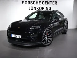 Svart (black) Begagnad 2024 Porsche Macan SUV | 1 045 000 kr