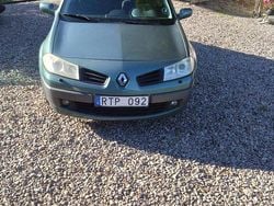 Grön Begagnad 2006 Renault Mégane II Halvkombi | 15 000 kr (Marknadspris)