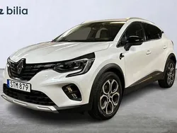 Vit Begagnad 2021 Renault Captur Intens SUV | 209 900 kr (Marknadspris)