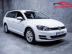 Vit Begagnad 2015 VW Golf VII Kombi | 104 800 kr (Marknadspris)