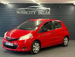 Röd Begagnad 2012 Toyota Yaris Life Halvkombi | 49 800 kr (Marknadspris)