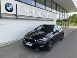 Svart Begagnad 2021 BMW 118 Sport Line Halvkombi | 249 500 kr (Dyr)