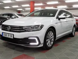 Vit Begagnad 2019 VW Passat GTE Kombi | 179 500 kr (Bra pris)