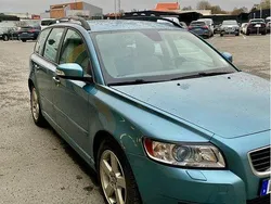 Blå Begagnad 2008 Volvo V50 Momentum Kombi | 36 000 kr (Bra pris)