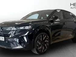 Svart (black) Begagnad 2025 Renault Rafale SUV | 578 800 kr (Marknadspris)