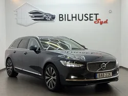Mörkblå Begagnad 2022 Volvo V90 Inscription Kombi | 378 500 kr (Dyr)