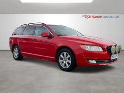 Röd Begagnad 2014 Volvo V70 Momentum Kombi | 99 900 kr (Bra pris)