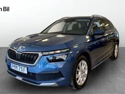 Blå Begagnad 2021 Skoda Kamiq Style SUV | 189 900 kr (Marknadspris)