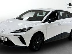 Vit (white) Begagnad 2023 MG MG4 EV Halvkombi | 264 900 kr (Lite dyr)