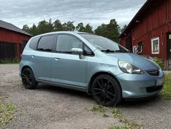 Blå Begagnad 2006 Honda Jazz Halvkombi | 45 000 kr (Marknadspris)