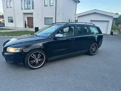 Svart Begagnad 2008 Volvo V50 Kinetic Kombi | 32 500 kr (Bra pris)