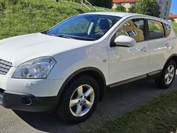 Vit Begagnad 2007 Nissan Qashqai SUV | 44 000 kr (Marknadspris)