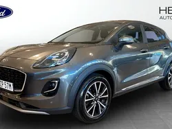 Grå (black) Begagnad 2021 Ford Puma Titanium SUV | 189 900 kr (Marknadspris)