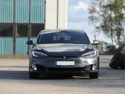 Grå Begagnad 2019 Tesla Model S Sedan | 435 000 kr (Bra pris)