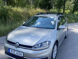 Silver Begagnad 2017 VW Golf VII Kombi | 130 000 kr (Marknadspris)