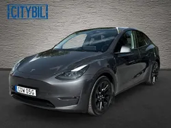 Grå Begagnad 2022 Tesla Model Y Long Range SUV | 364 900 kr (Superpris)