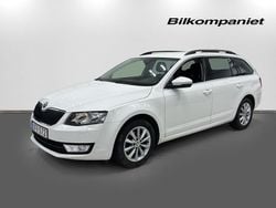 Candy white Begagnad 2014 Skoda Octavia Ambition Kombi | 69 900 kr (Bra pris)