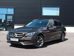 Mörkbrun Begagnad 2015 Mercedes C220 Avantgarde Kombi | 159 900 kr (Marknadspris)
