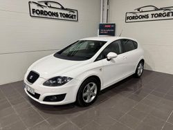 Vit Begagnad 2013 Seat Leon Style Halvkombi | 59 800 kr (Marknadspris)