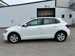 Vit Begagnad 2018 VW Polo Halvkombi | 72 400 kr
