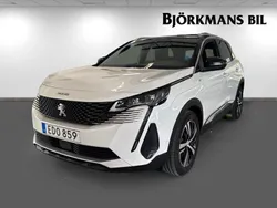 Vit Begagnad 2023 Peugeot 3008 S SUV | 254 800 kr (Marknadspris)