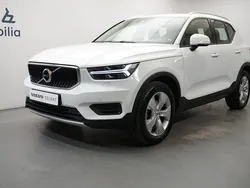 Vit Begagnad 2019 Volvo XC40 Momentum SUV | 259 900 kr (Lite dyr)