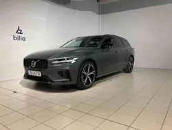 Grön Ny 2026 Volvo V60 Kombi | 549 900 kr