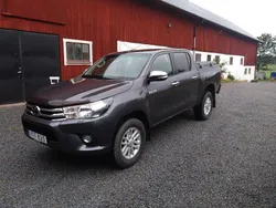 Grå Begagnad 2016 Toyota HiLux Pickup | 312 500 kr (Marknadspris)