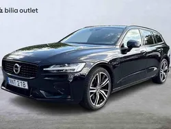 Svart Begagnad 2019 Volvo V60 Kombi | 329 900 kr (Marknadspris)