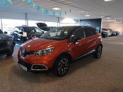Flerfärgad (orange) Begagnad 2016 Renault Captur SUV | 114 900 kr (Marknadspris)