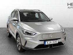 Grå (silver) Begagnad 2022 MG ZS Comfort Sedan | 239 900 kr (Marknadspris)