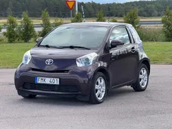 Lila Begagnad 2008 Toyota iQ Halvkombi | 58 500 kr (Marknadspris)