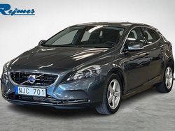 Grå (titanium grå metallic) Begagnad 2013 Volvo V40 Momentum Kombi | 174 800 kr (Lite dyr)