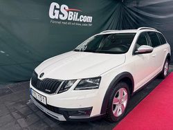 Vit Begagnad 2017 Skoda Octavia Scout Kombi | 258 900 kr (Dyr)