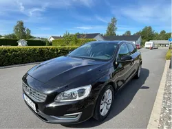 Svart Begagnad 2018 Volvo V60 Standard Kombi | 169 000 kr (Marknadspris)