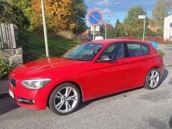 Röd Begagnad 2012 BMW 118 Sport Line Halvkombi | 95 000 kr (Lite dyr)