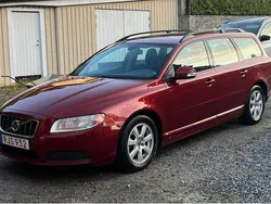Röd Begagnad 2011 Volvo V70 Kombi | 70 000 kr (Marknadspris)