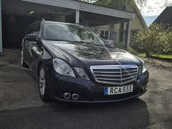 Blå Begagnad 2010 Mercedes E200 Classic Kombi | 79 000 kr