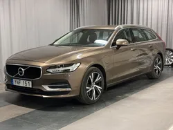 Brun Begagnad 2017 Volvo V90 Momentum Kombi | 309 900 kr (Marknadspris)