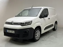 Vit Begagnad 2021 Citroën Berlingo Minibuss | 140 000 kr